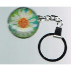 Keyring - domed daisy with 'love' printed on one petal